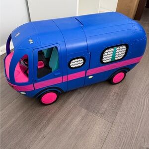 L.O.L. Surprise! Blue and Pink Adventure Van